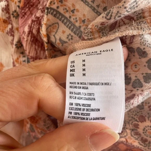 ❤️ 21”PTP M American Eagle boho blouse peasant floral embroidered look - Picture 8 of 8